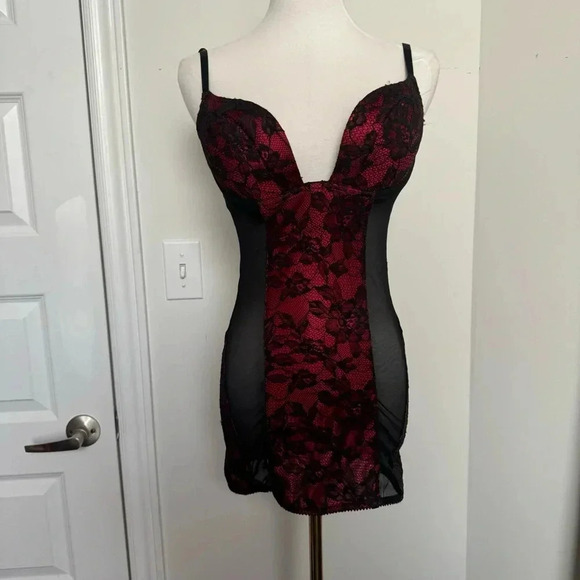 Y2K Elegant Red and Black Lace Chemise Lace Up Lingerie Slip S  Goth Punk Vampy - Picture 2 of 6